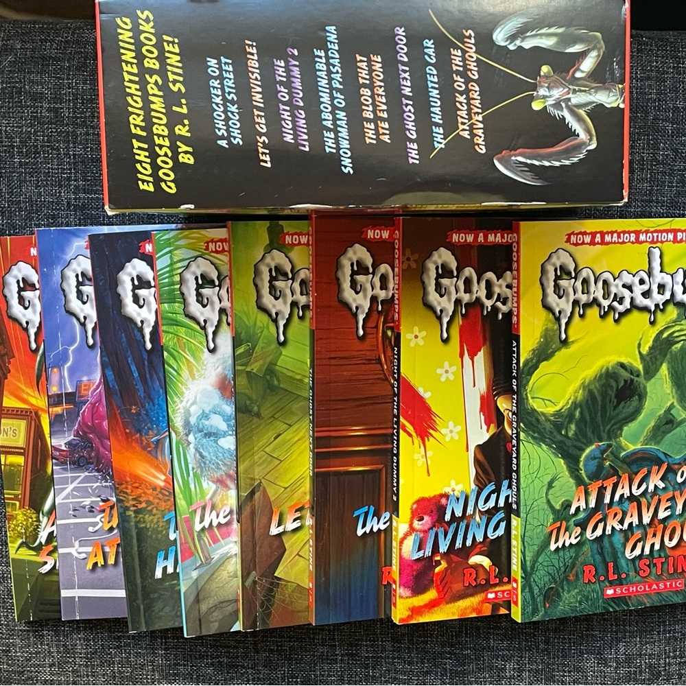 Goosebumps 8 book set
